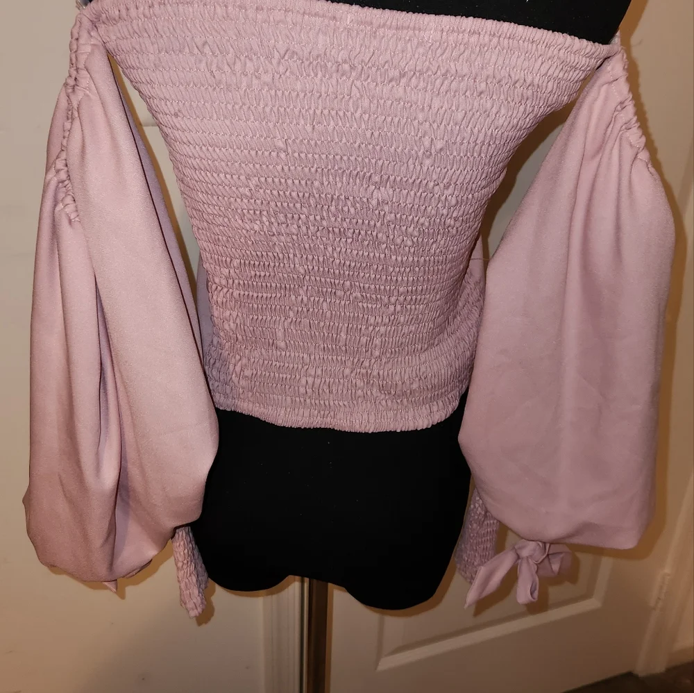 FINAL PRICE!! NWOT ! SHEIN OFF THE SHOULDER BLOUSE !! - Picture 3 of 7